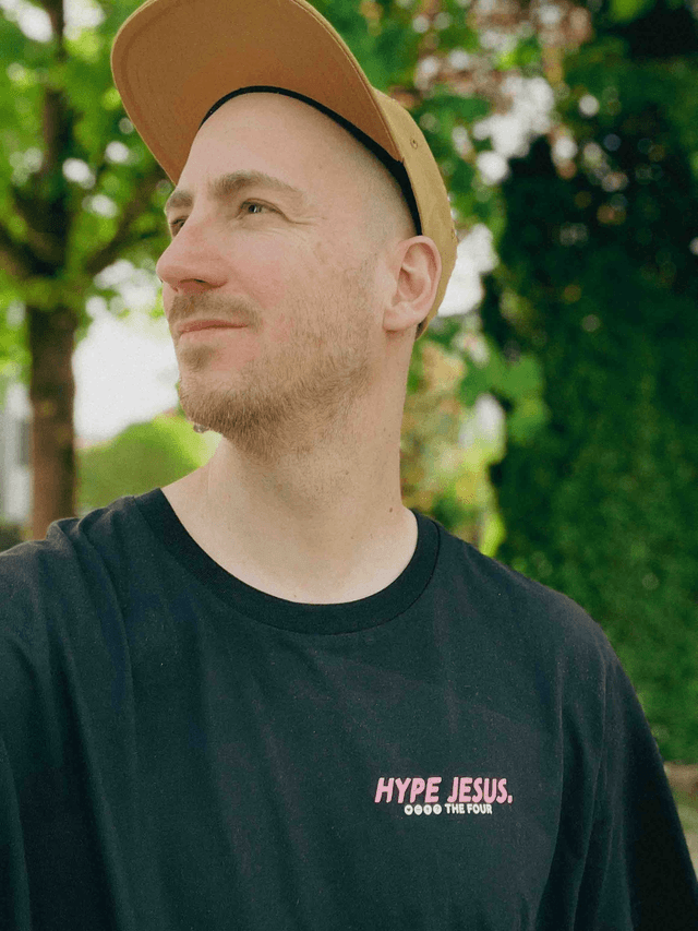'HYPE JESUS' GLORYWAVES X THE FOUR TEE UNISEX BLACK -